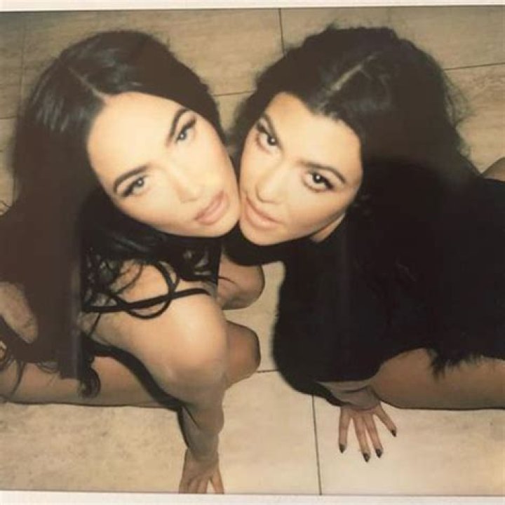 Kourtney Kardashian Takes Mirror Selfie In SKIMs Bikini & Jokes She Wasn’t ‘Invited’ To Sister Shoot