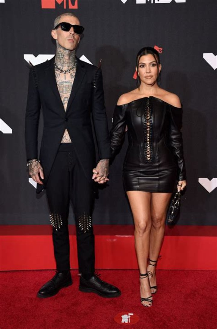 Kourtney Kardashian Says She Got Therapy After She ‘Couldn’t Stop Crying’ Following Scott Disick Split