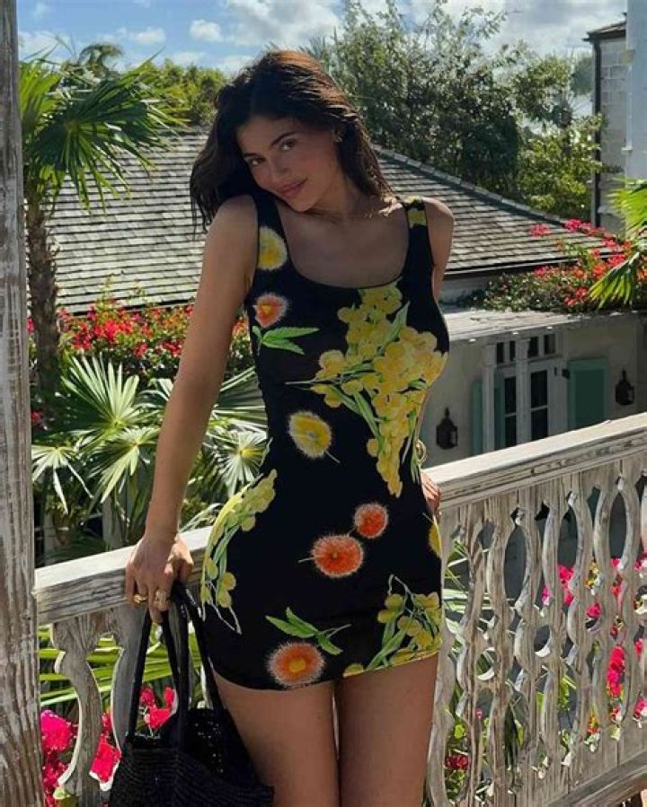Kylie Jenner Gives Off Tropical Vibes In Gorgeous $116 Cut-Out Farai Dress After Caribbean B-Day Trip