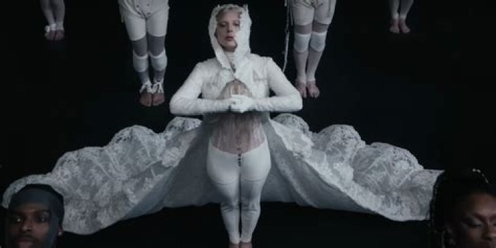 Racy Photo Says’ Happy New Years’ – Hollywood Life