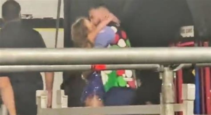 Are They Music’s New Couple? – Hollywood Life