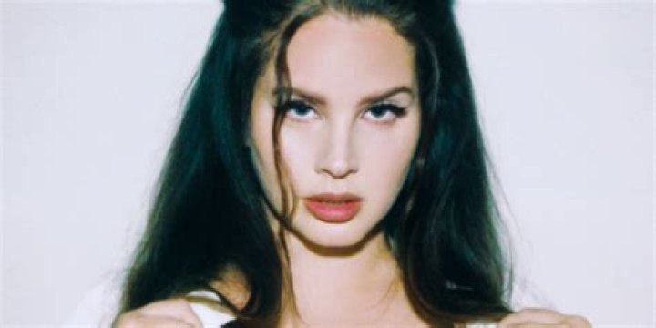 Lana Del Rey Celebrity Profile