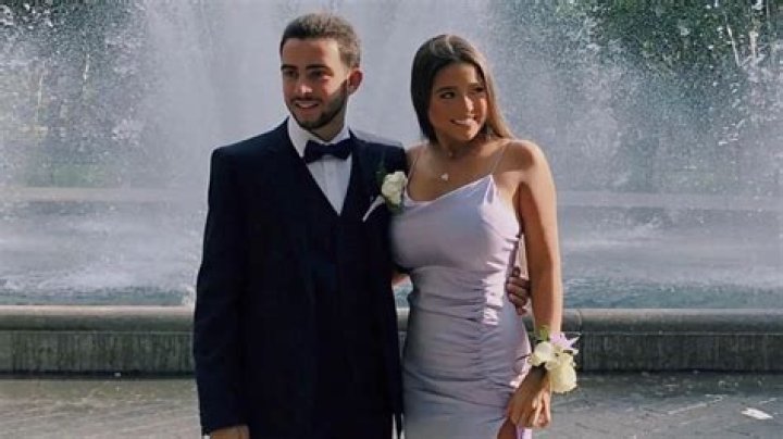 Lola Consuelos & Boyfriend Vacation In Egypt Together: Photos – Hollywood Life