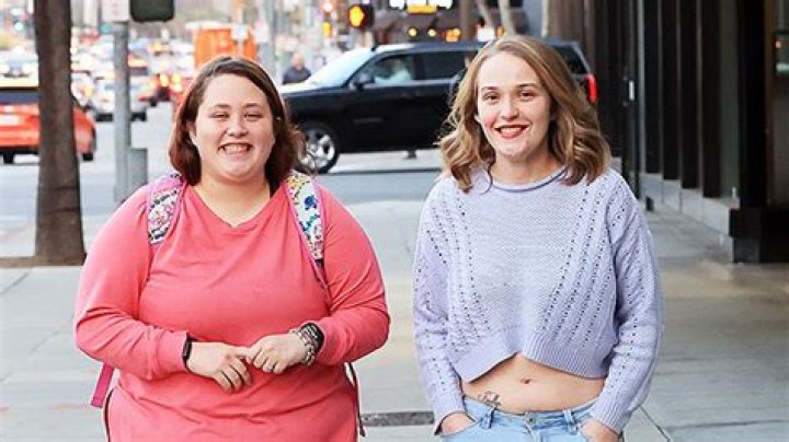Mama June’s Daughters Anna & Jessica’s Body Makeovers After Plastic Surgery – Hollywood Life