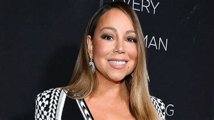 Mariah Carey Becomes Bearded Man From ‘Obsessed’ For TikTok Video – Hollywood Life