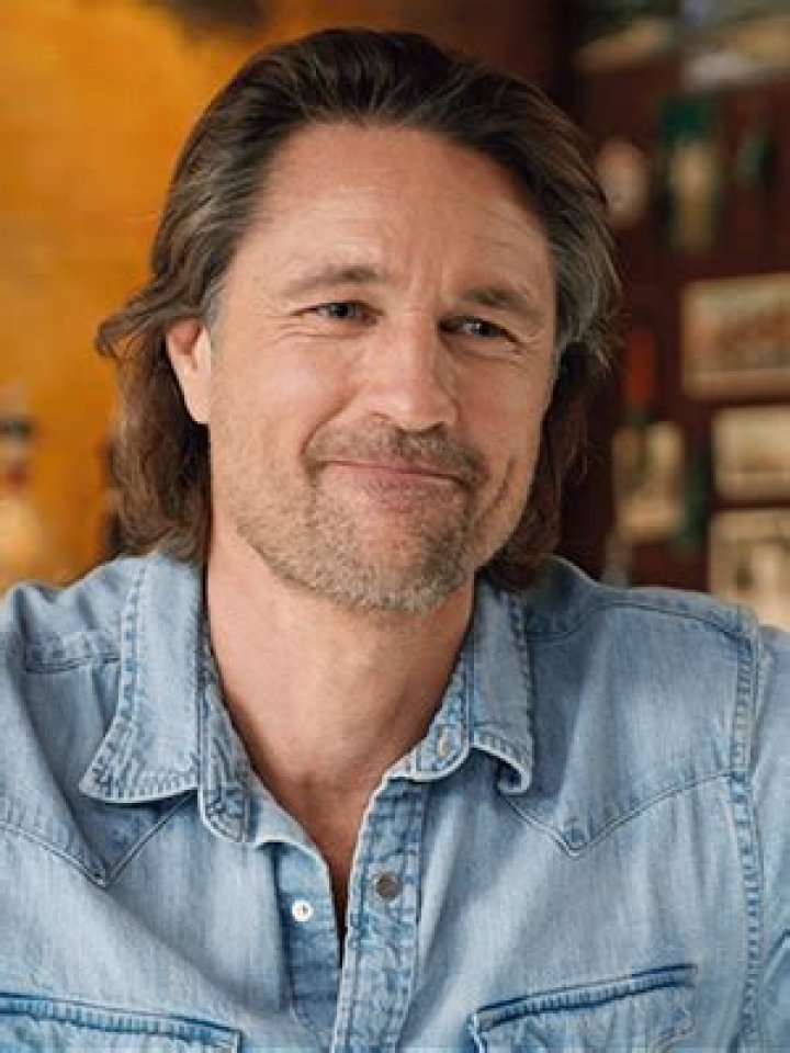 Photos of the ‘Virgin River’ Actor – Hollywood Life