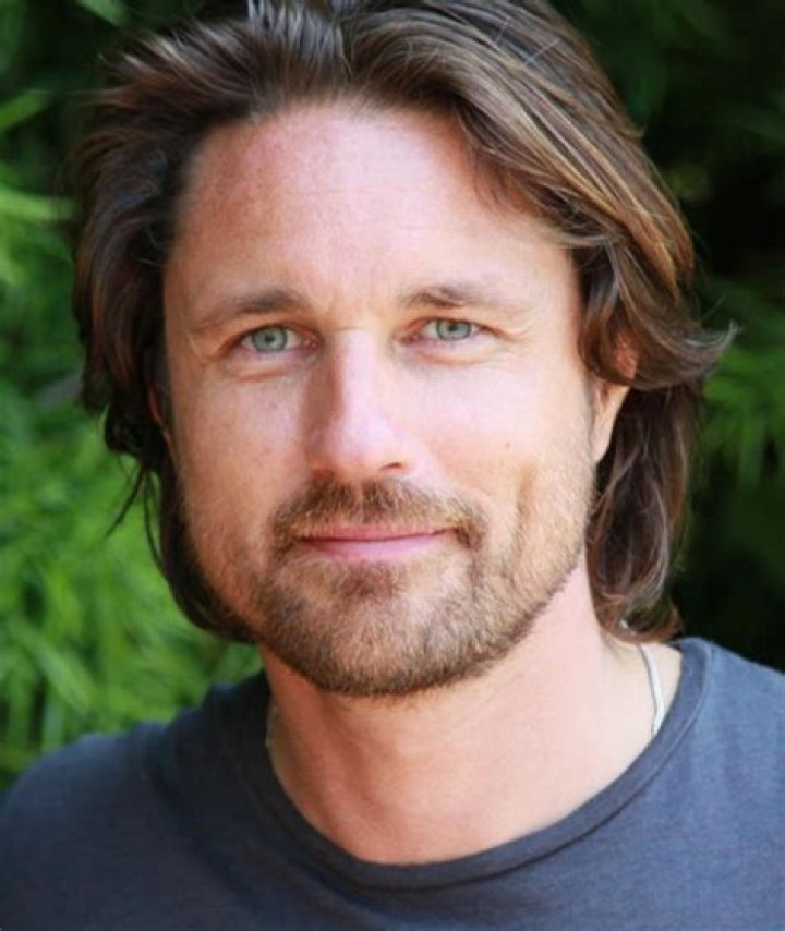 Martin Henderson Celebrity Profile – Hollywood Life