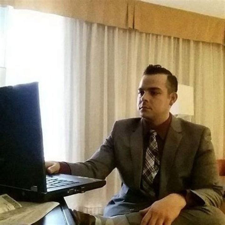 Michael Galeota Celebrity Profile – Hollywood Life