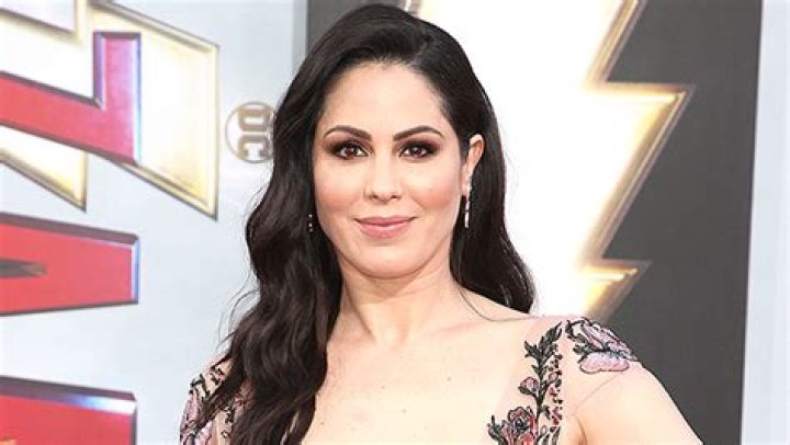 Michelle Borth Is Helping Suicide Survivors After Her Own Attempt – Hollywood Life