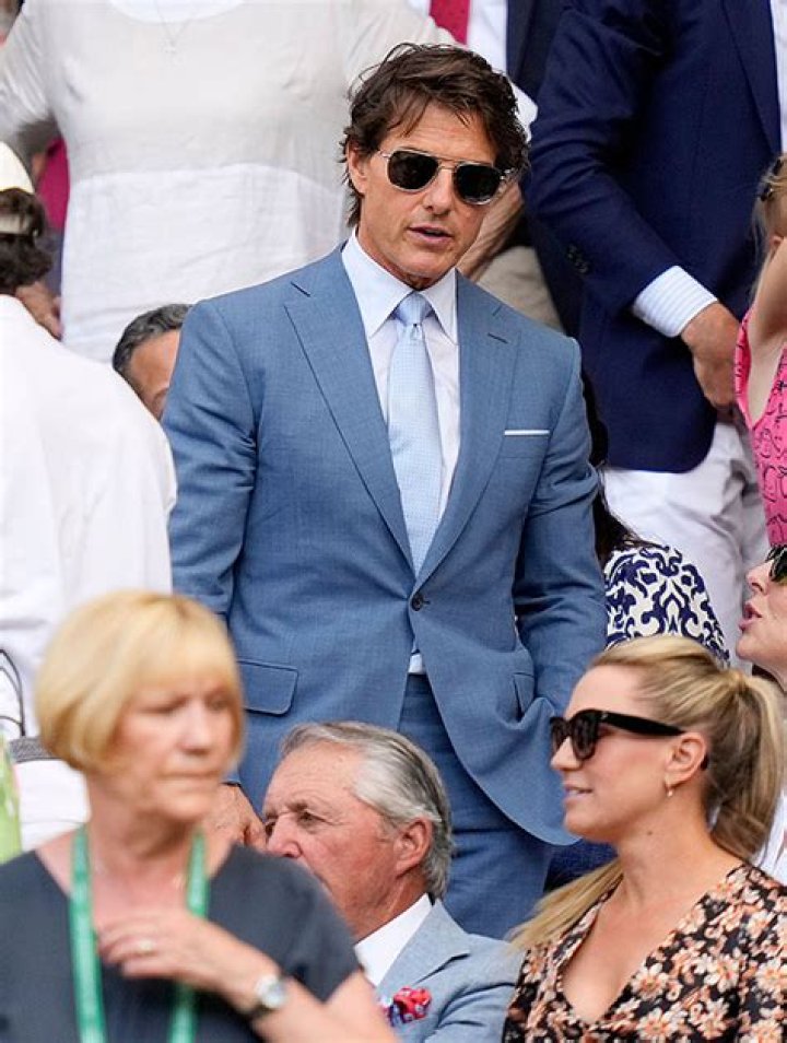 Mickey Rourke Calls Tom Cruise ‘Irrelevant’ In New Interview – Hollywood Life