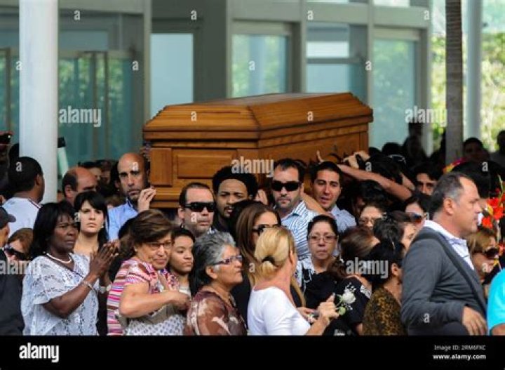 [PHOTOS] Monica Spear’s Funeral — Murdered Miss Venezuela’s Body Laid To Rest – Hollywood Life