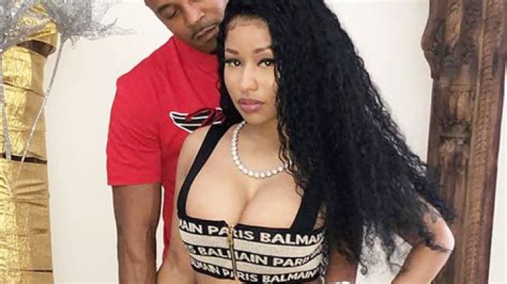 Nicki Minaj Poses In Bed With Kenneth Petty In Sexy Pic After Defending His Criminal Past