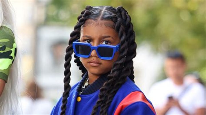 North West Paints Her Entire Face Pink & Red for Valentine’s Day: Watch