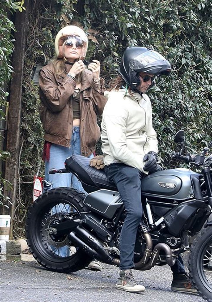 Paris Jackson & Mystery Man On Motorcycle Ride: Photos – Hollywood Life