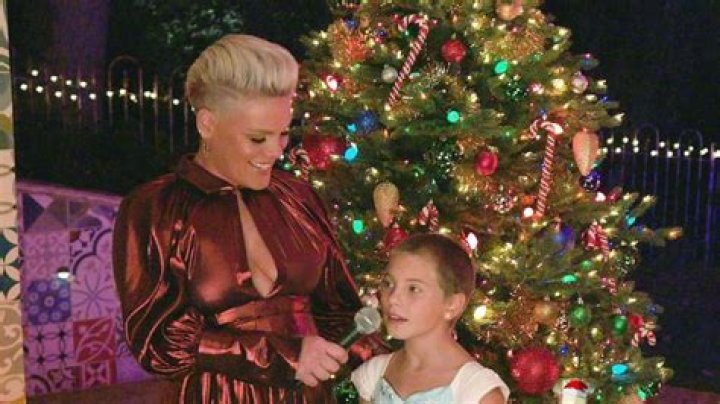 Pink’s Daughter Willow, 9, Shows Off Her Amazing Voice Performing With Mom On ‘Disney Holiday Singalong’