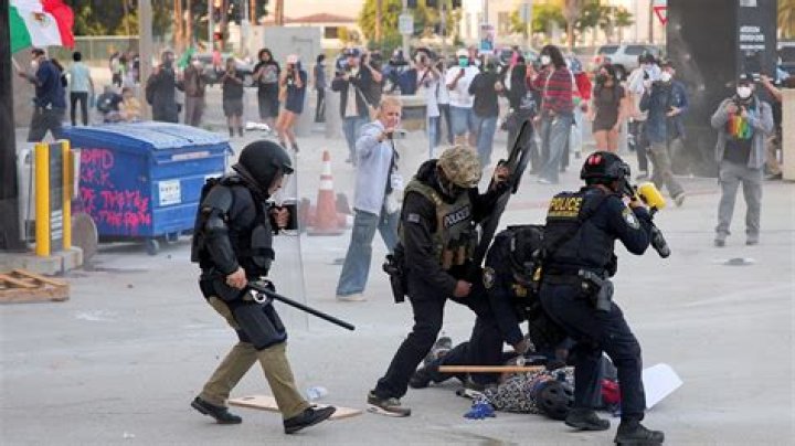 Rapper Who Have Been Violently Attacked Or Killed: Photos – Hollywood Life