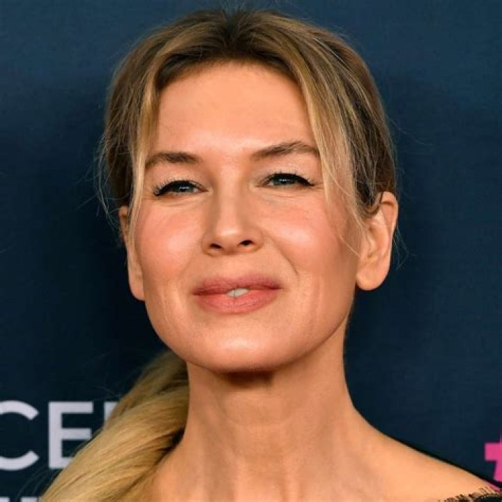 Renee Zellweger, 53, & Boyfriend Ant Anstead, 43, Cuddle As He Describes Her As ‘Pure Class’