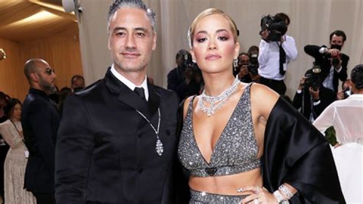 Singer Weds Director Taika Waititi – Hollywood Life