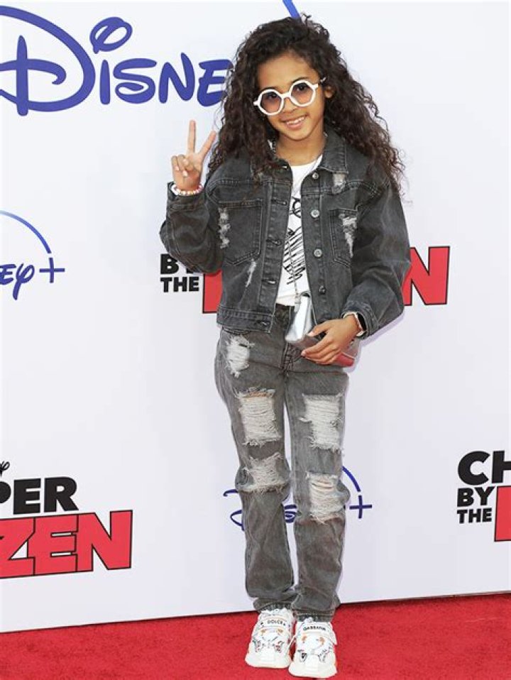 Royalty Brown, 7, Looks Cool In Ripped Jeans & Sunglasses At ‘Cheaper By The Dozen’ Premiere