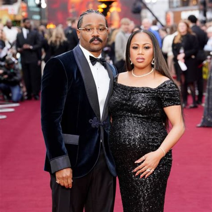 Facts About Their Marriage – Hollywood Life