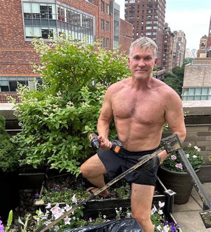 Photos Of The Weather Anchor Through The Years – Hollywood Life