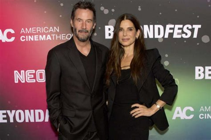 Sandra Bullock Wants Keanu Reeves & Her To Do One More ‘Speed’ Movie – Hollywood Life