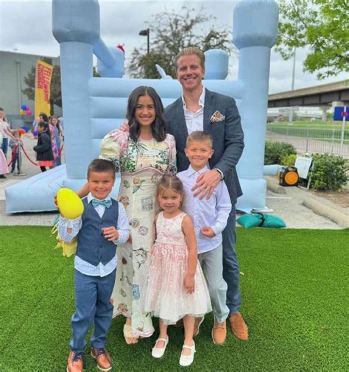 Sean Lowe Reveals How Many Kids He & Catherine Giudici Will Have