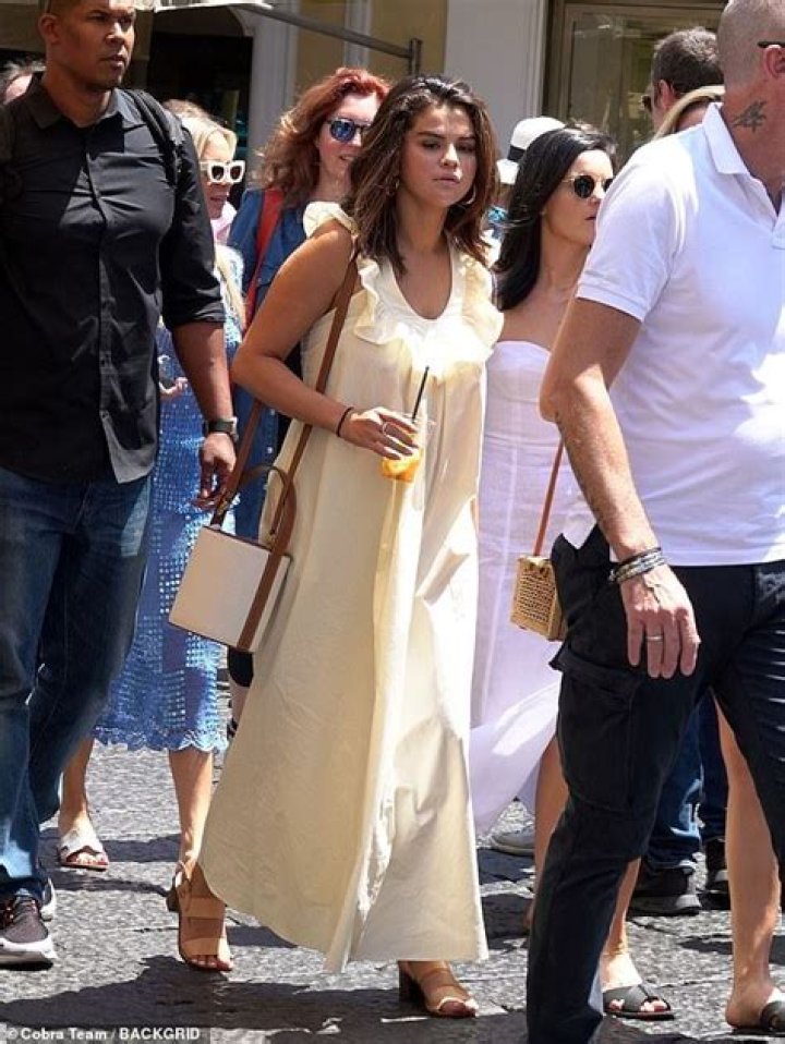 Selena Gomez In Italy On Vacation — Maxi Dress Style – Hollywood Life