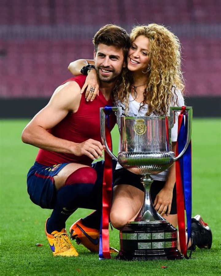 Shakira Reunites With Ex Gerard Pique & Son Milan, 9, After He’s Seen With New GF: Photos