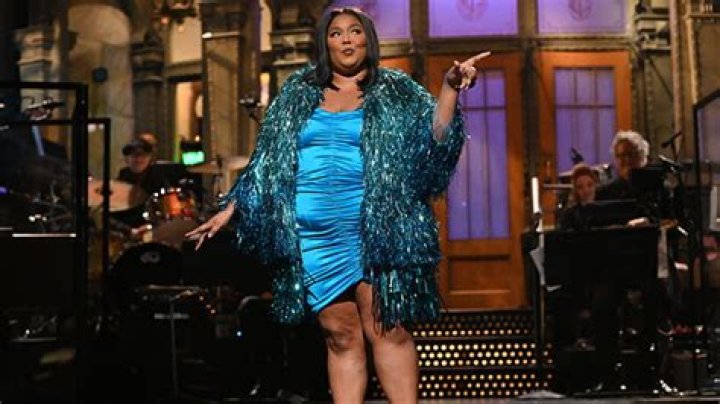 Lizzo Teases About Being Pregnant With Chris Evans’ Baby Again On SNL: Watch