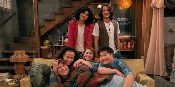 ‘That ‘90s Show’ Season 2: Trailer Unveils Heartache, Returning Cast, Part 3 & More