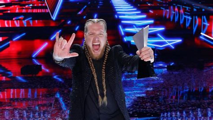 His Music Plans and If He’ll Cut His Hair – Hollywood Life