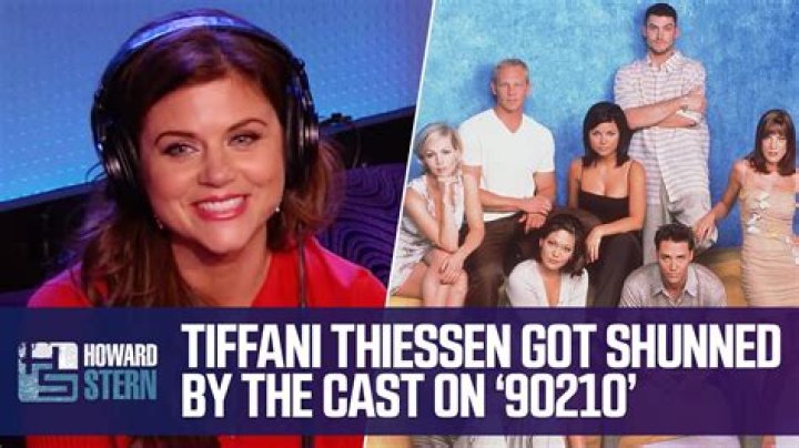 Tiffani Thiessen Talks ‘Saved By The Bell’ Amid Reboot Buzz – Hollywood Life