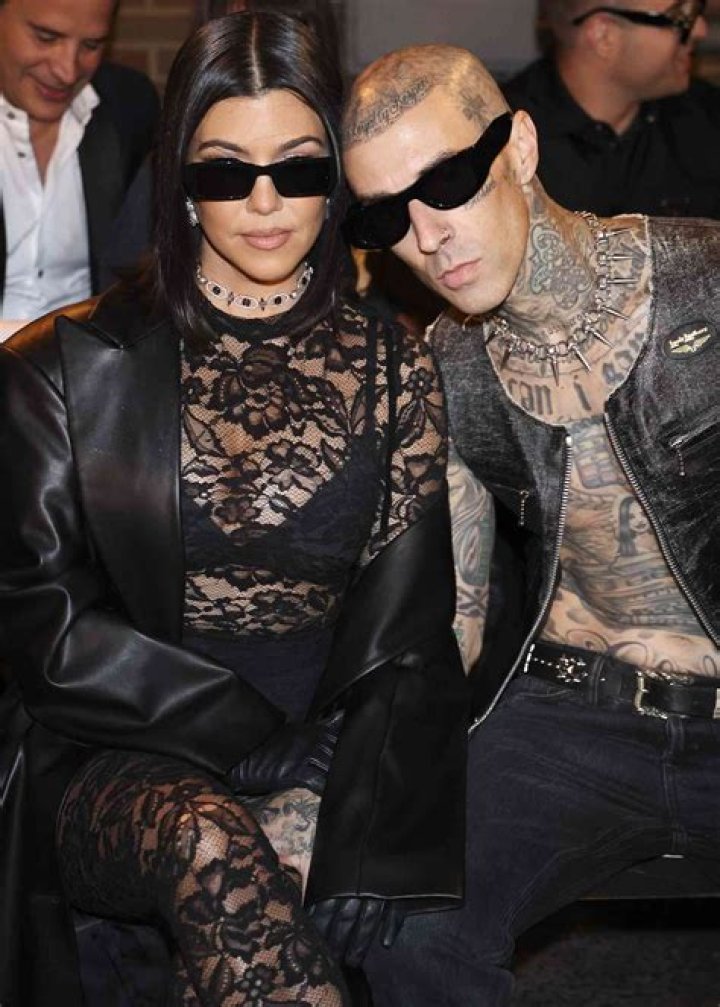 Travis Barker Posts Pic Of Kourtney Kardashian’s Underwear – Hollywood Life