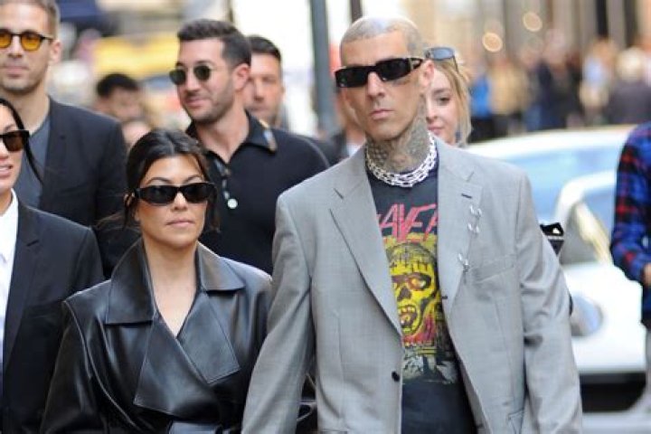 Travis Barker Wraps His Arm Around Kourtney Kardashian After Romantic Lunch Date — New PDA Pic