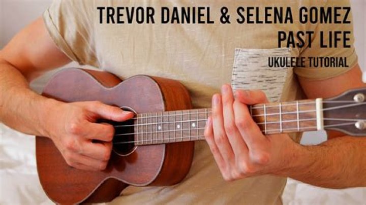 Trevor Daniel & Selena Gomez’s Video For ‘Past Life’ Is Pretty Weird – Hollywood Life