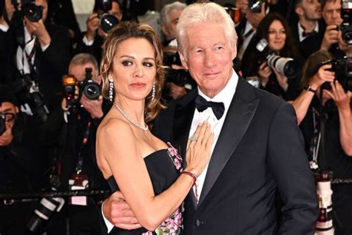 Who Is Alejandra Silva? 5 Things About The Woman Richard Gere Married – Hollywood Life