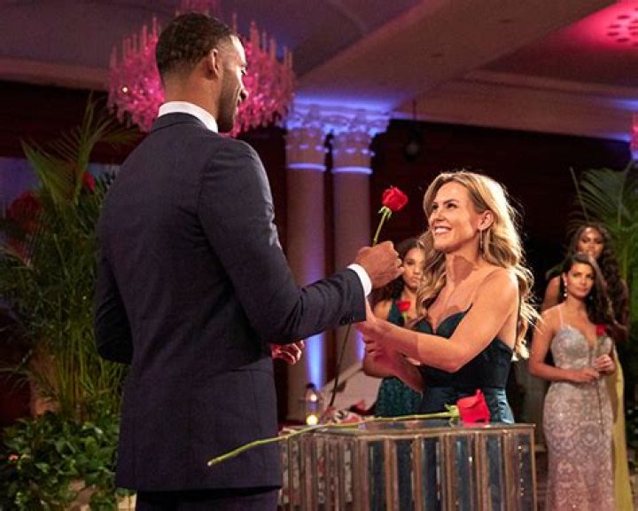 Who Is Anna Redman? 5 Things To Know About ‘The Bachelor’ Star – Hollywood Life