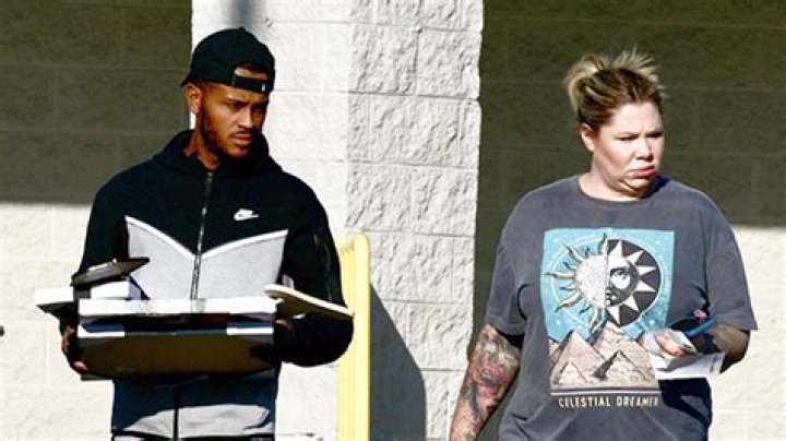 Who Is Elijah Scott? Get to Know Kailyn Lowry’s Boyfriend – Hollywood Life