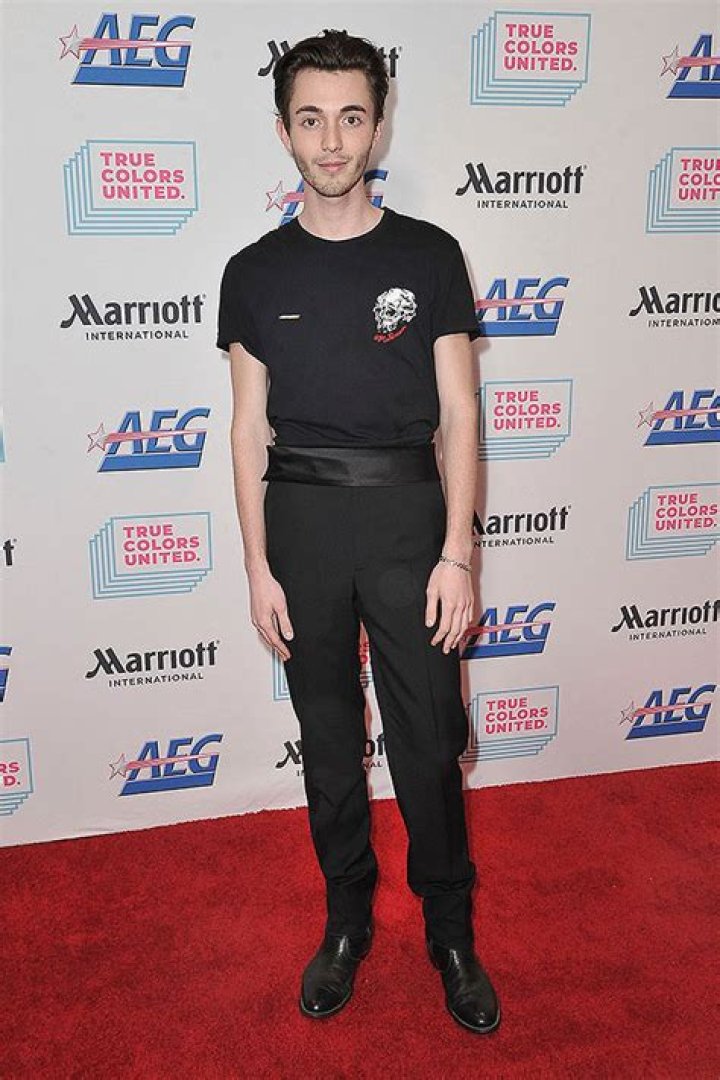 Greyson Chance: 5 Things To Know About The Singer Who Called Ellen DeGeneres ‘Manipulative’