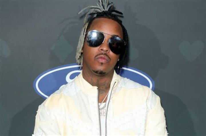 Who Is Jeremih? 5 Things On Singer Reportedly In Hospital With COVID-19 – Hollywood Life