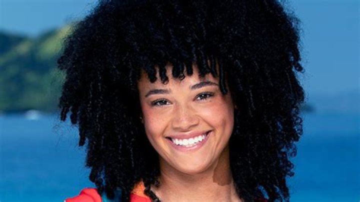 Who Is Lauren Harpe? 5 Things On The ‘Survivor’ Season 44 Star – Hollywood Life