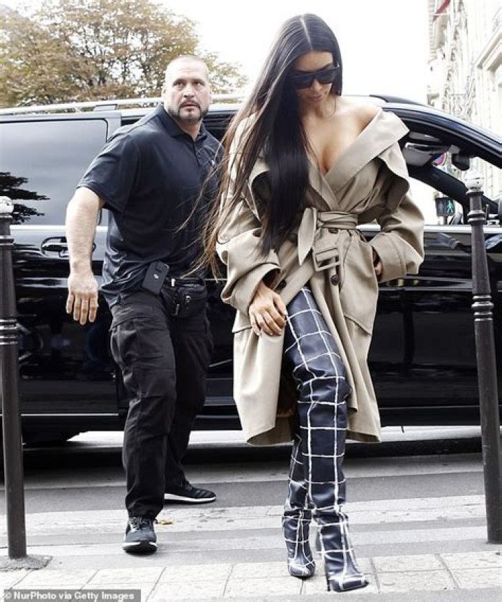 Who Is Pascal Duvier? 5 Things To Know About Kim Kardashian’s Hulking Bodyguard – Hollywood Life