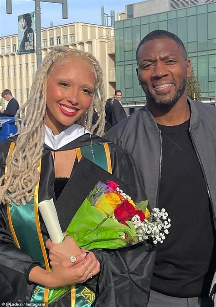 Royana Black: 5 Things To Know About Broadway Star, 47, Who Has Sadly Died From Leukemia