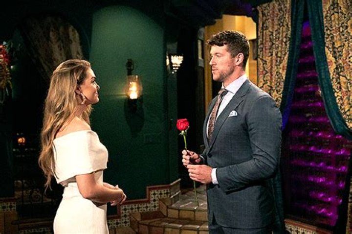 Who Is Susie Evans? Facts About ‘The Bachelor’ Contestant – Hollywood Life