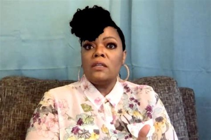 Yvette Nicole Brown Says Black Americans Are ‘Prey’ & Admits She’s ‘Terrified’ Of Police Violence